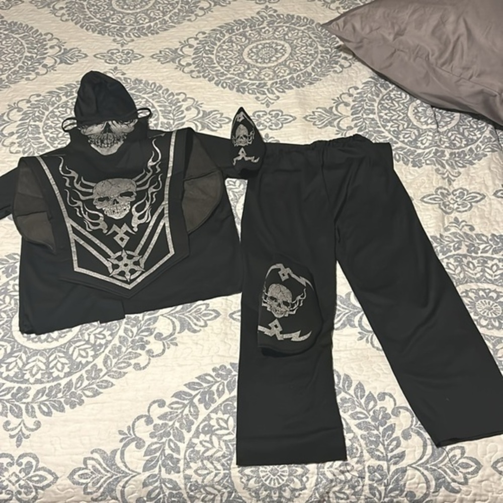Kids pirate costume